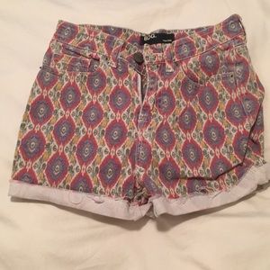 Print shorts